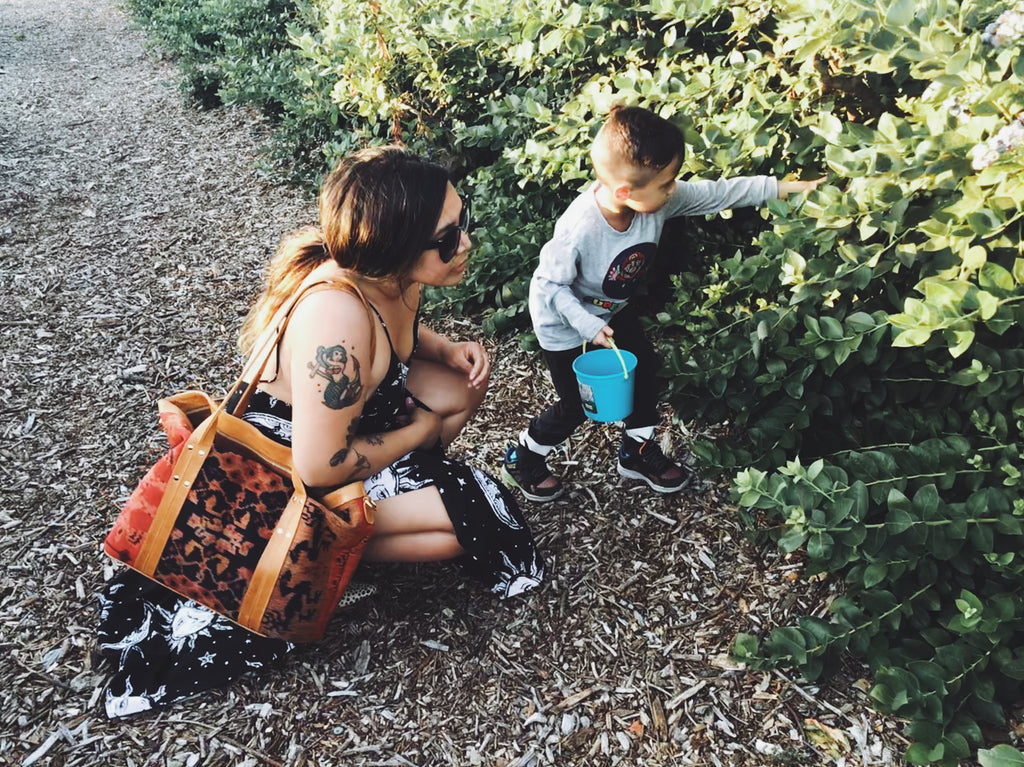 HAUTE BABE OF THE MONTH SEPTEMBER 2019: TRACEY DAVIDSON